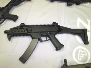The Scorpion EVO 3 submachine gun is one of the most accurate and stable weapon of its category. (P. Valpolini)