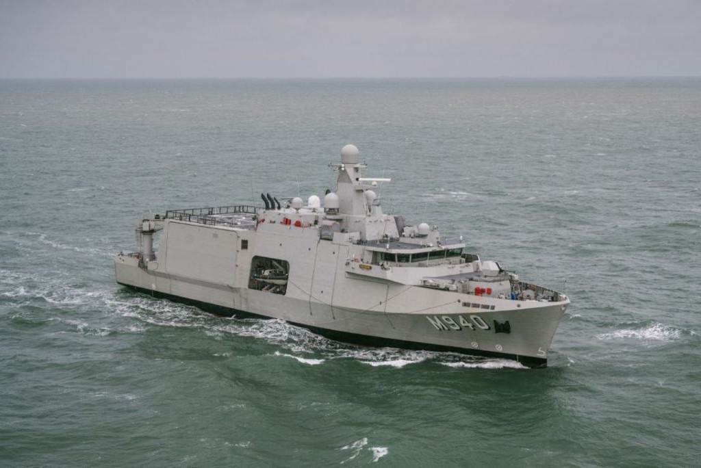 First Mooring of the Oostende: A Milestone for Belgium-Dutch rMCM Mine Countermeasures Initiative