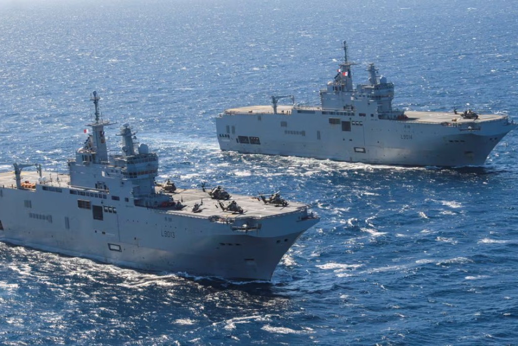 Strategic partnership between CNN MCO, Thales and CS Group to modernise three amphibious helicopter carriers of the French Navy, under the project management of the Fleet Support Service