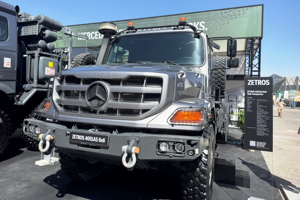 WDS 2026 - Heavy metal in the desert, Mercedes-Benz Defence Trucks Zetros 4051 AS 6x6 steps into the spotlight