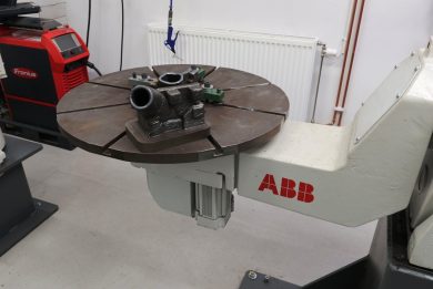 BAE Systems Hägglunds Microfactory: a new way to fully support customers on the battlefield
